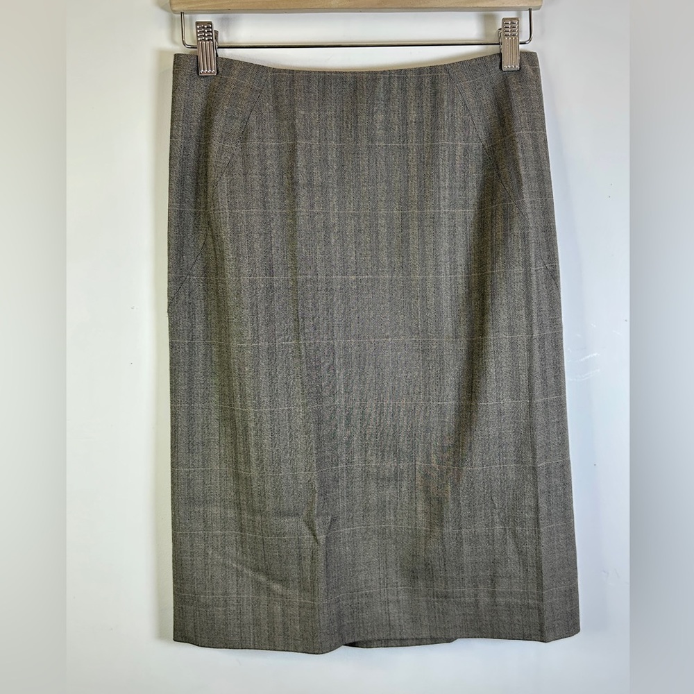 Theory beige pencil skirt Wool/Cotton blend size 2